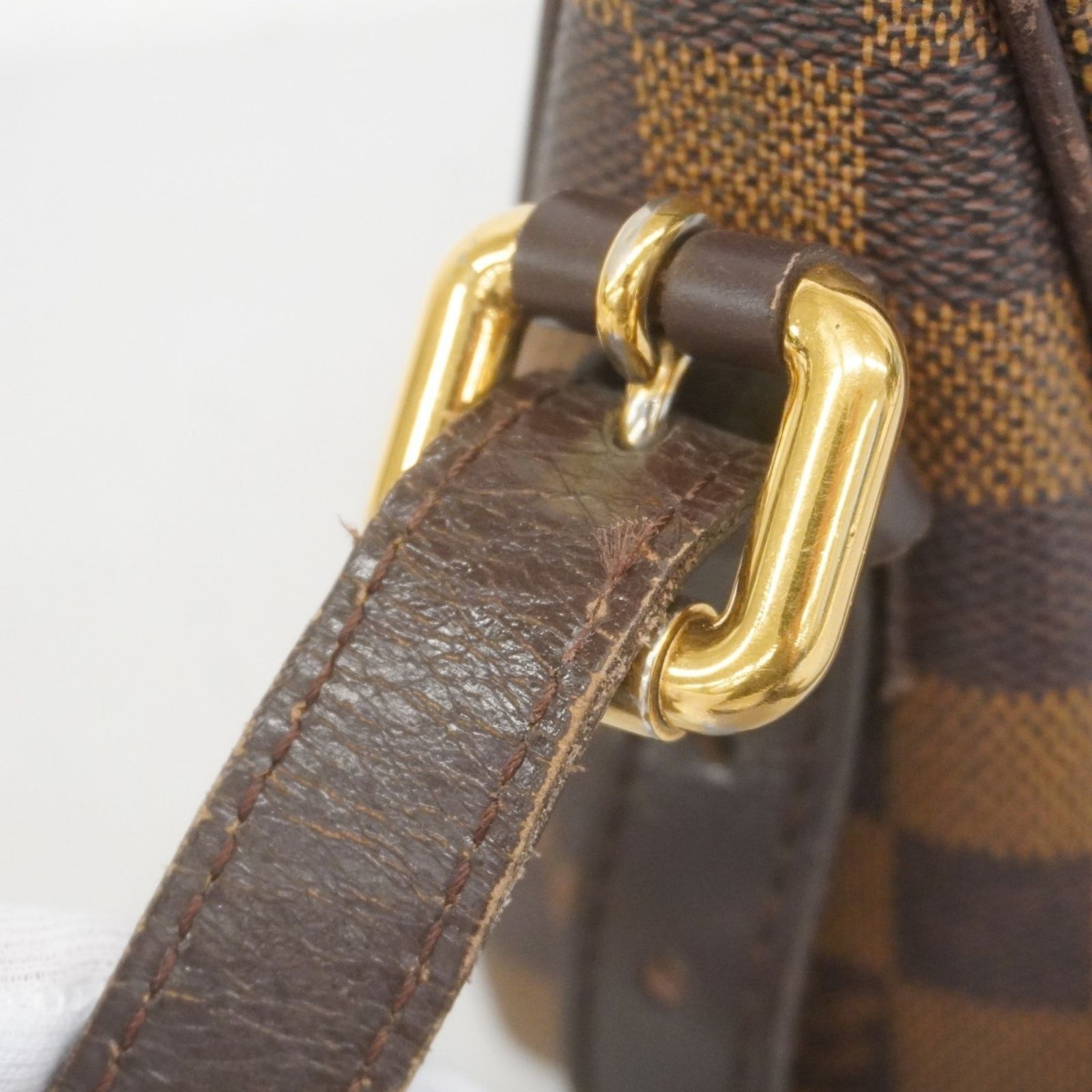 Vuitton ルイ