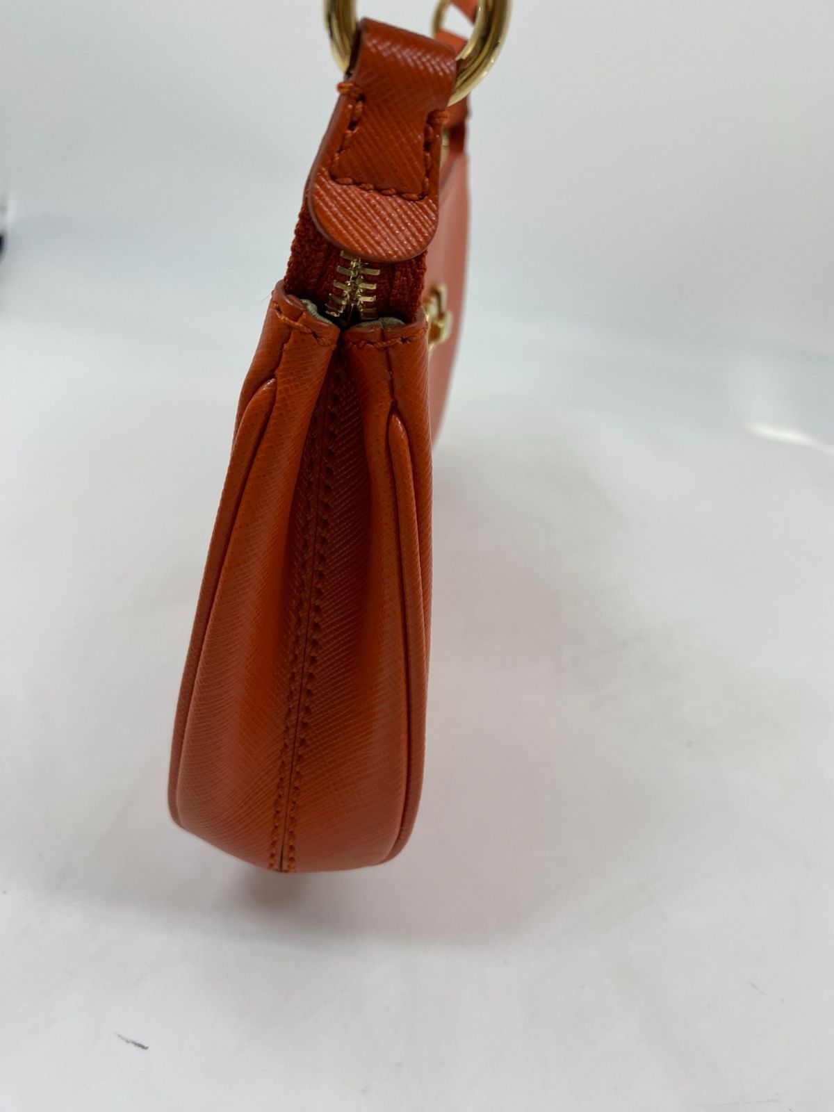 Salvatore Ferragamo フェラガモ ガンチーニ オレンジ ゴールド