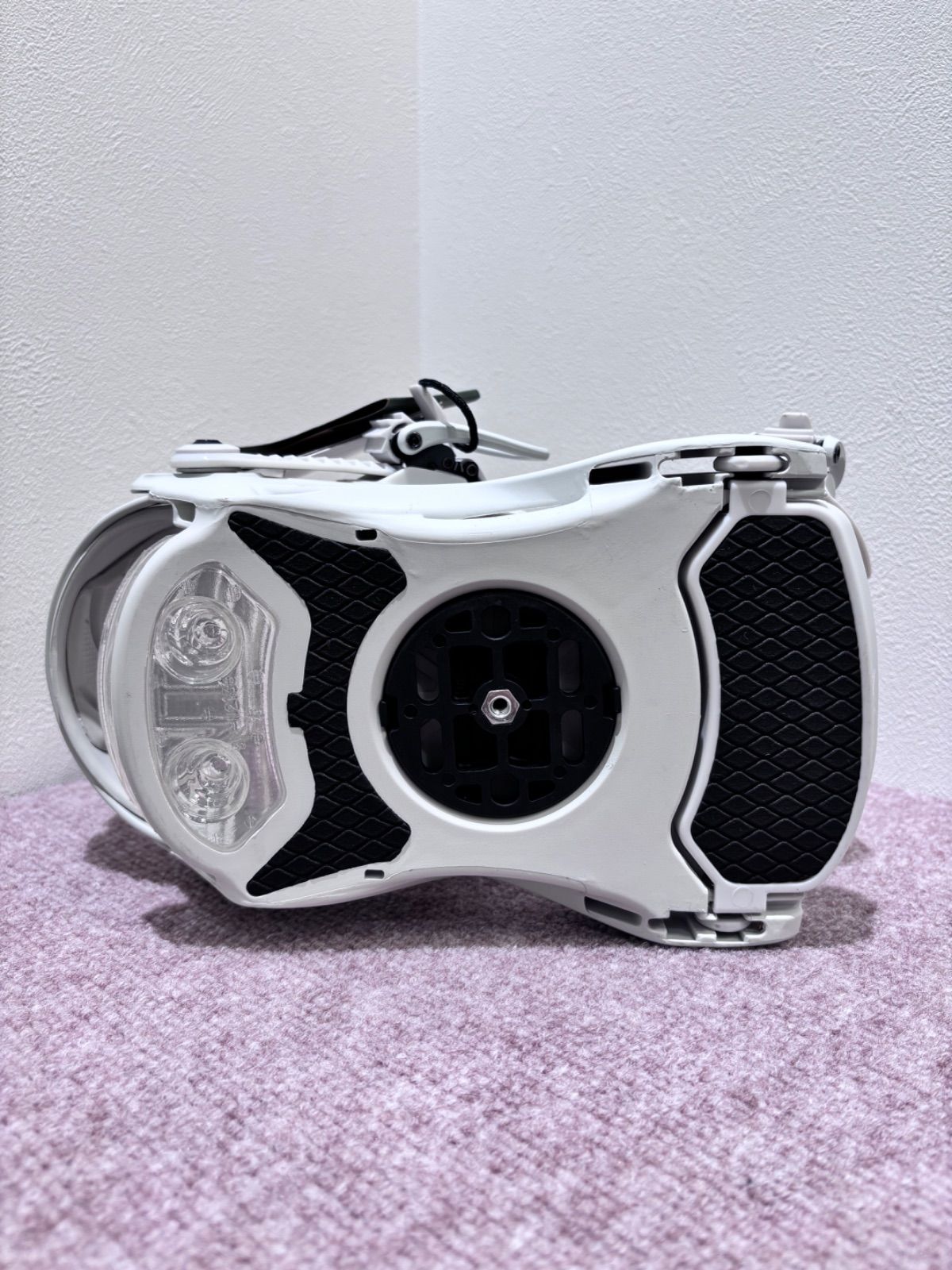 新品未使用 スノーボードバインディング ビンディング STEPCHILD S/M