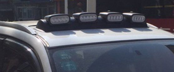 LEDルーフスポットライト1個 オフロードカーにおすすめ 後付けカスタム改造パーツ