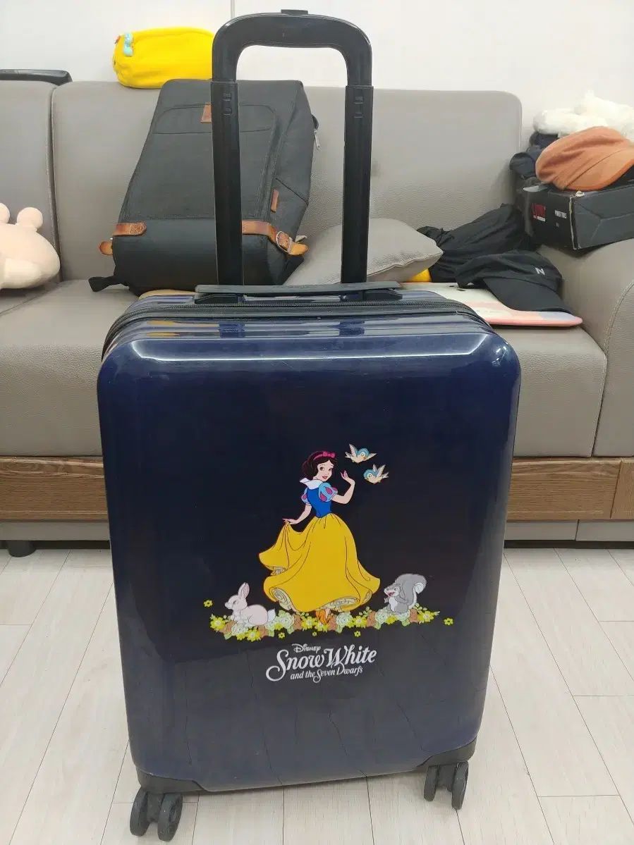 リモワ トパーズ ステルス 923.52.01.4 32リットル 4輪 | リモワ