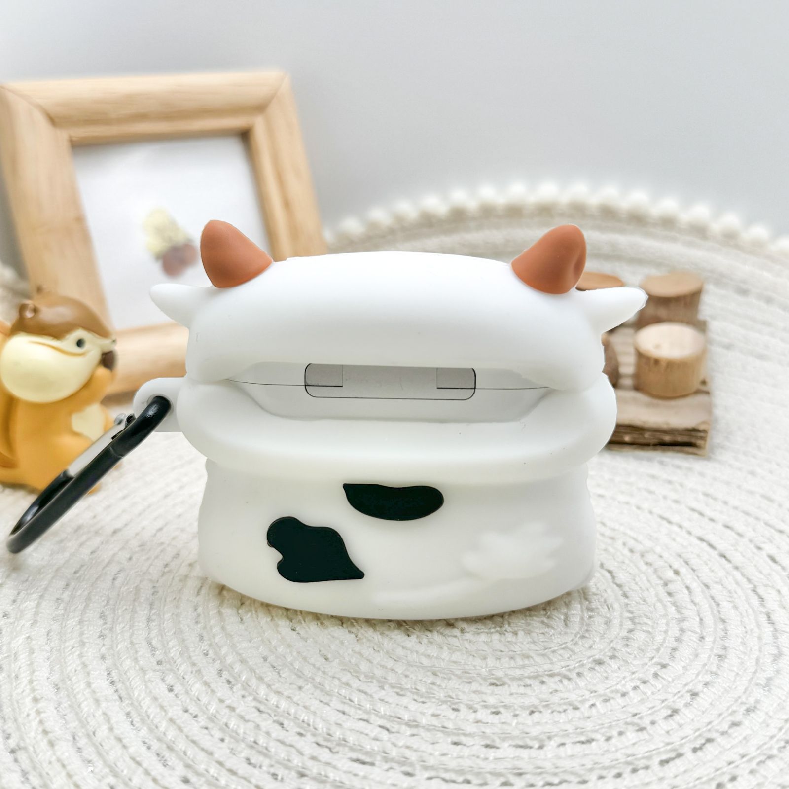 AirPods ケース Apple AirPods Pro 1 収納ケース カラビナ付き カバー