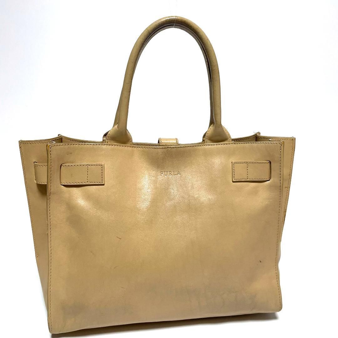 フルラ FURLA ハンドバッグ ワンショルダー ベージュ シルバーチャーム 