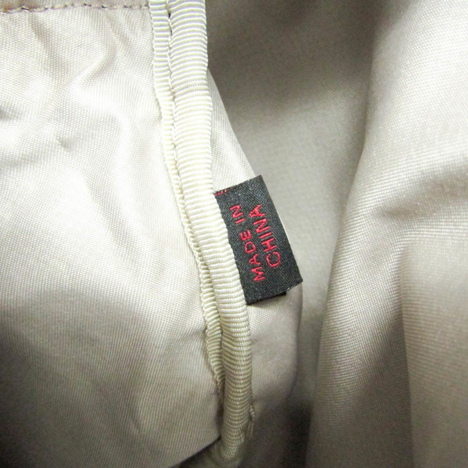 Voyageur スリングバッグ