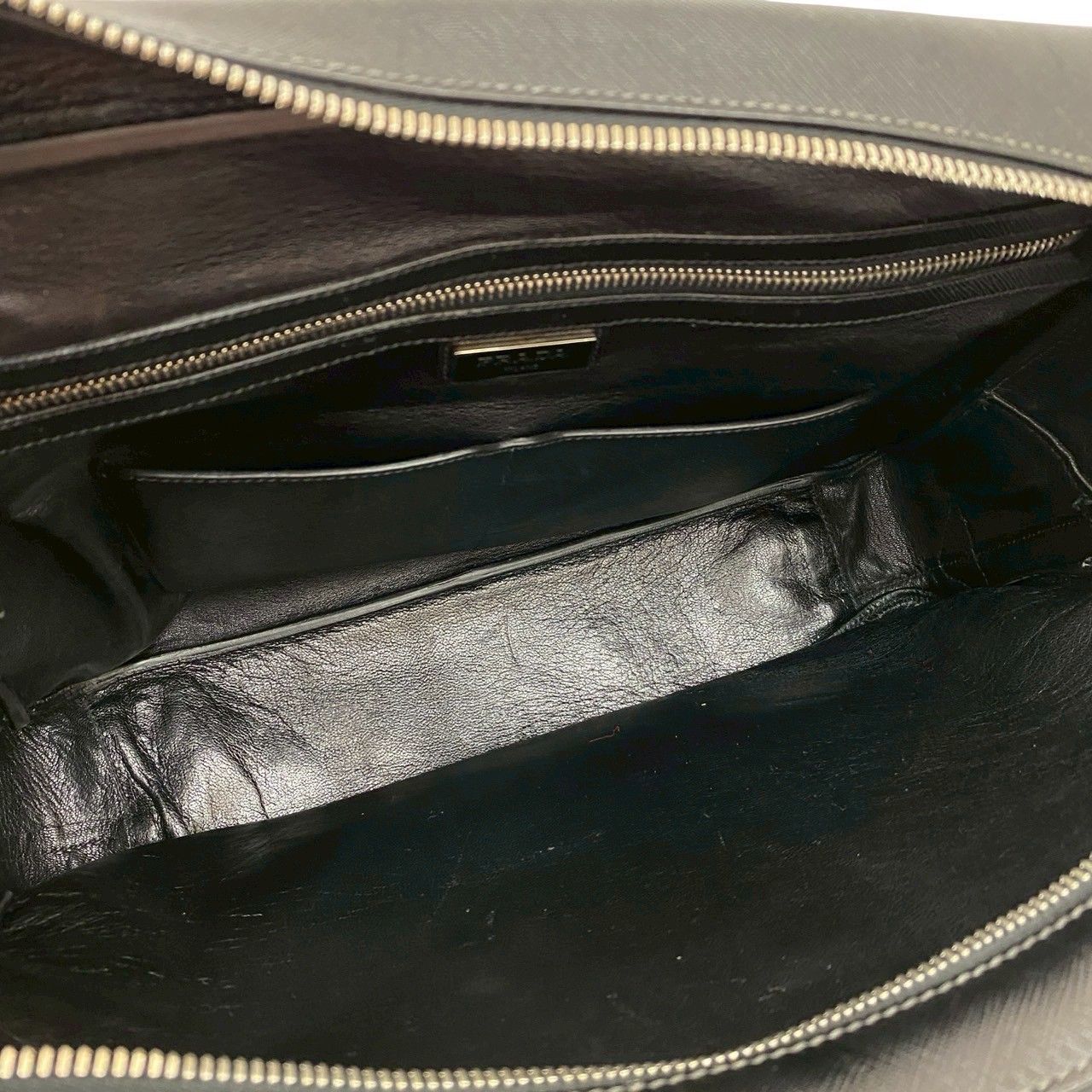 極美品】PRADA サフィアーノレザー ブリーフケース バイカラー三角ロゴ