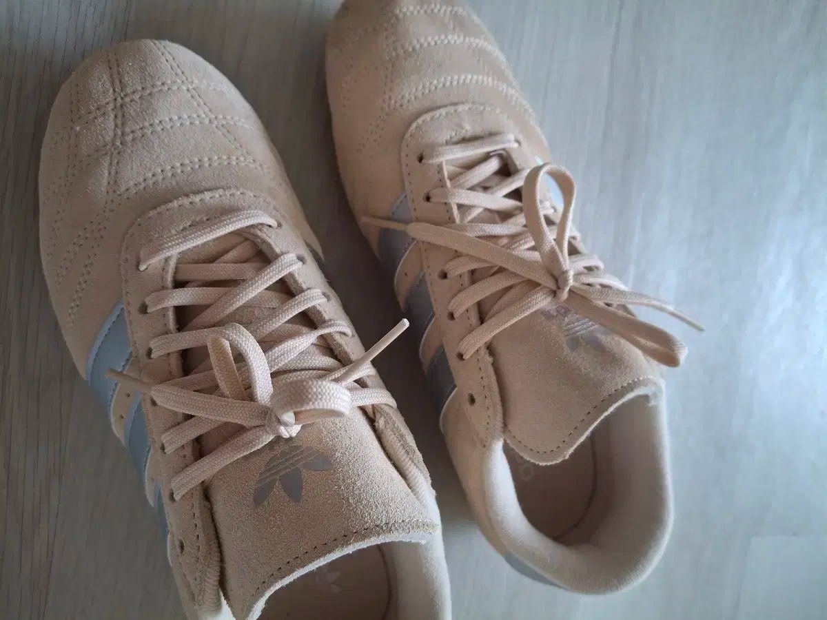 スエード スニーカー