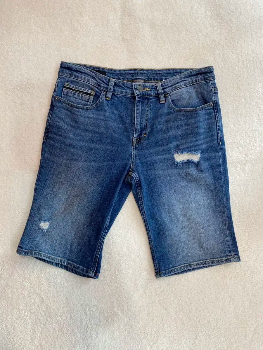 Calvin Klein カルバ ンクライン デニムハーフパンツ 30 32