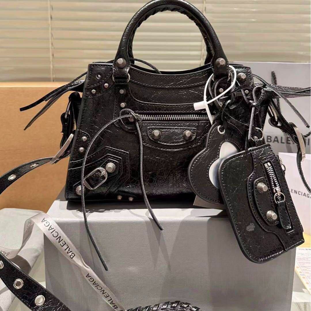 BALENCIAGA 2WAY ショルダーバッグ ザ ファースト シティ レザー  