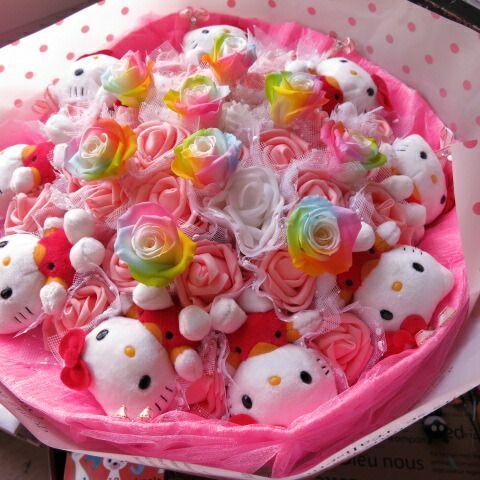 クリスマスプレゼント キティ 花束 フラワーギフト キティ9個入り レインボーローズ プリザーブドフラワー入り キティ ブーケ プレゼント フラワーギフト