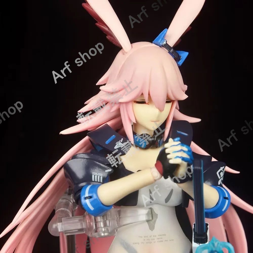 グッズ フィギュア