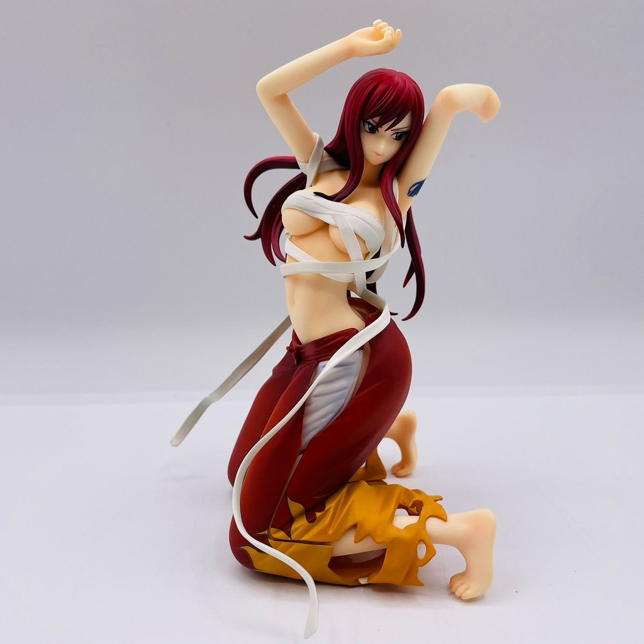 フェアリーテイル エルザ・スカーレット 袴Ver. 1/8 フィギュア / FAIRY TALL ERZA SCARLET - メルカリ