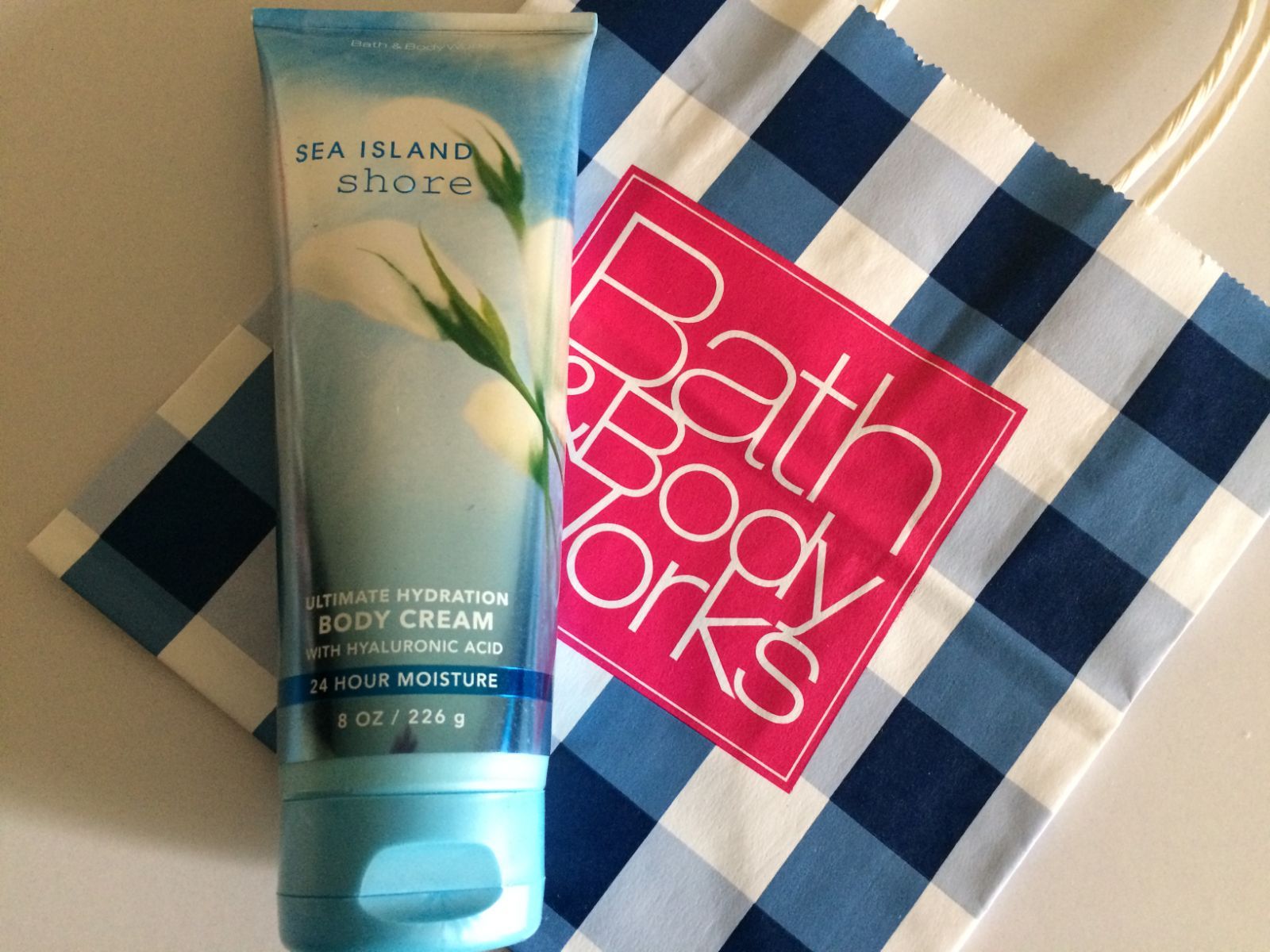 3PK Bath & Body Works Sea Island Shore Hydrating Body retailer Cream Hyaluronic Acid 8oz