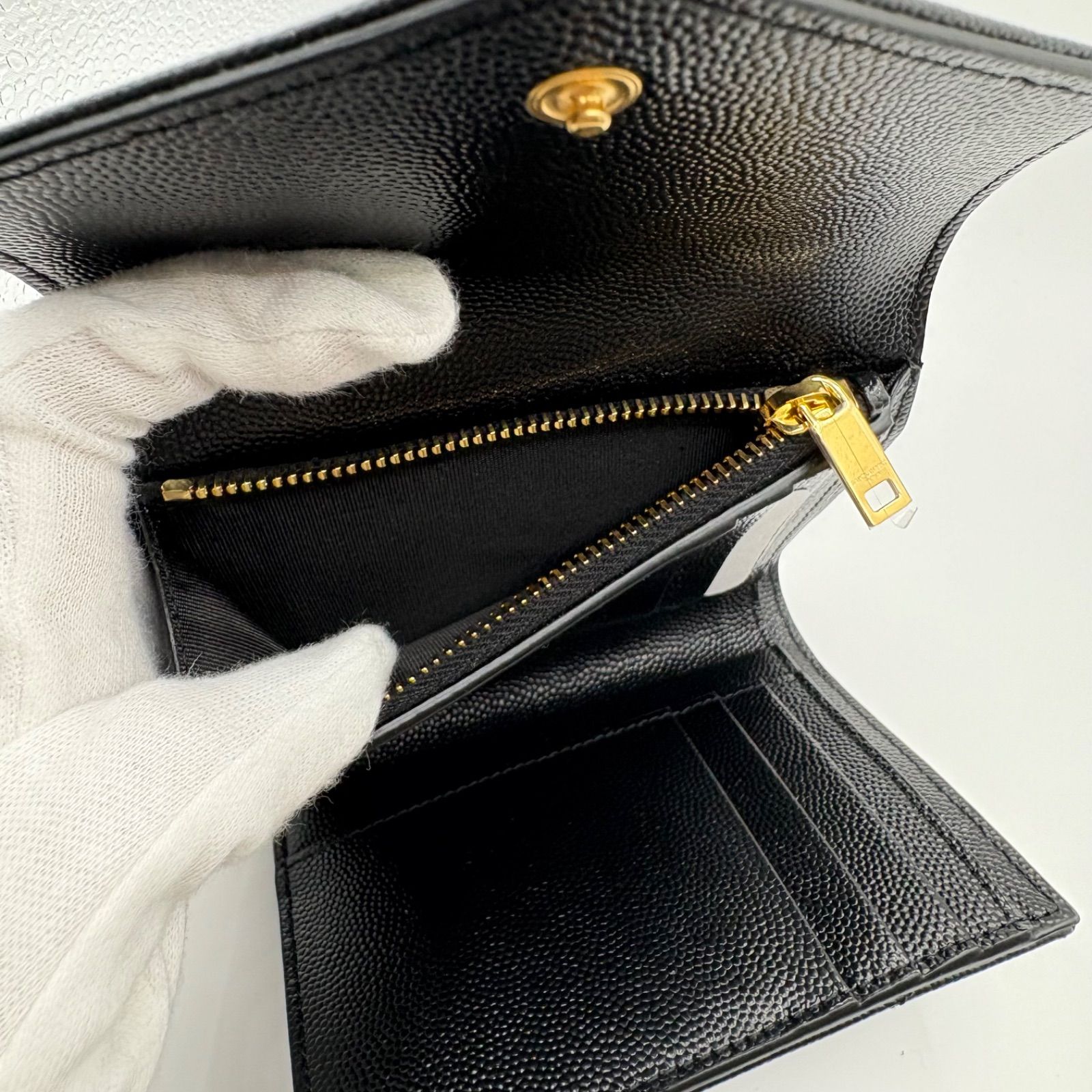 新品未使用訳アリ】SAINT LAURENTモノグラム コンパクト スリー 