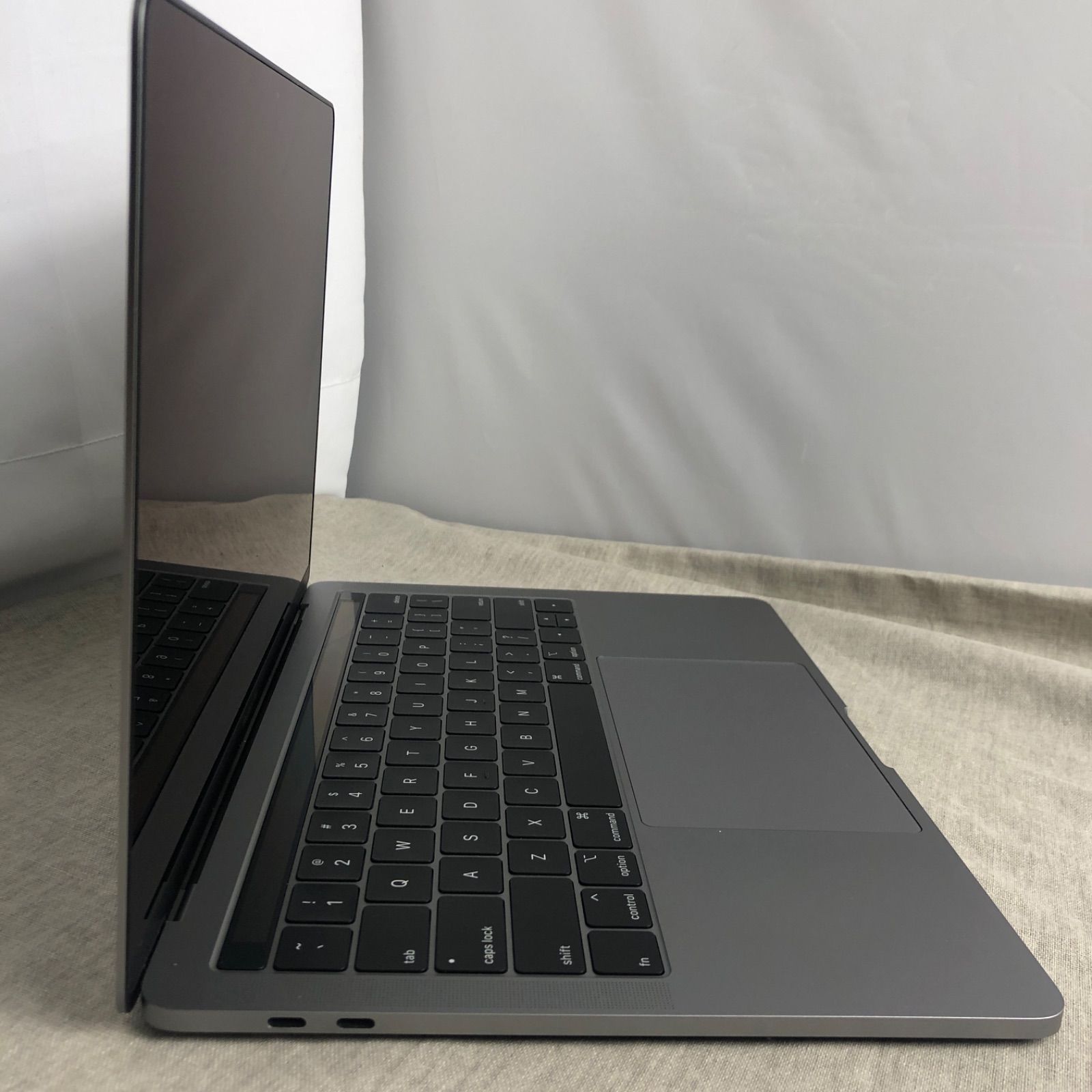 本体のみ】Apple MacBook Pro (13インチ, 2019, Thunderbolt 3ポート x 