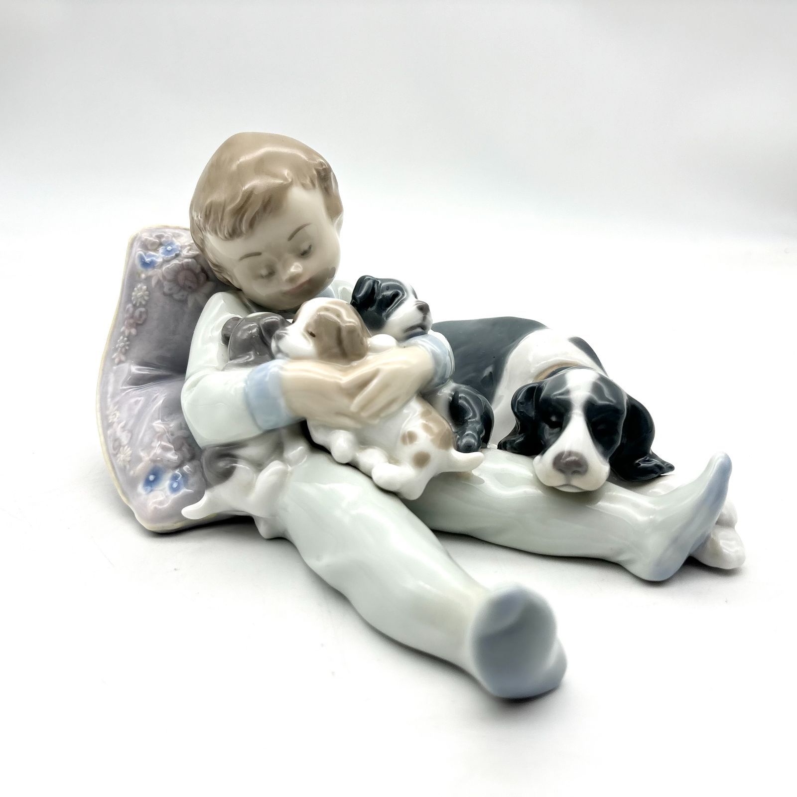 LLADRO リヤドロ みんなおねんね フィギュリン
