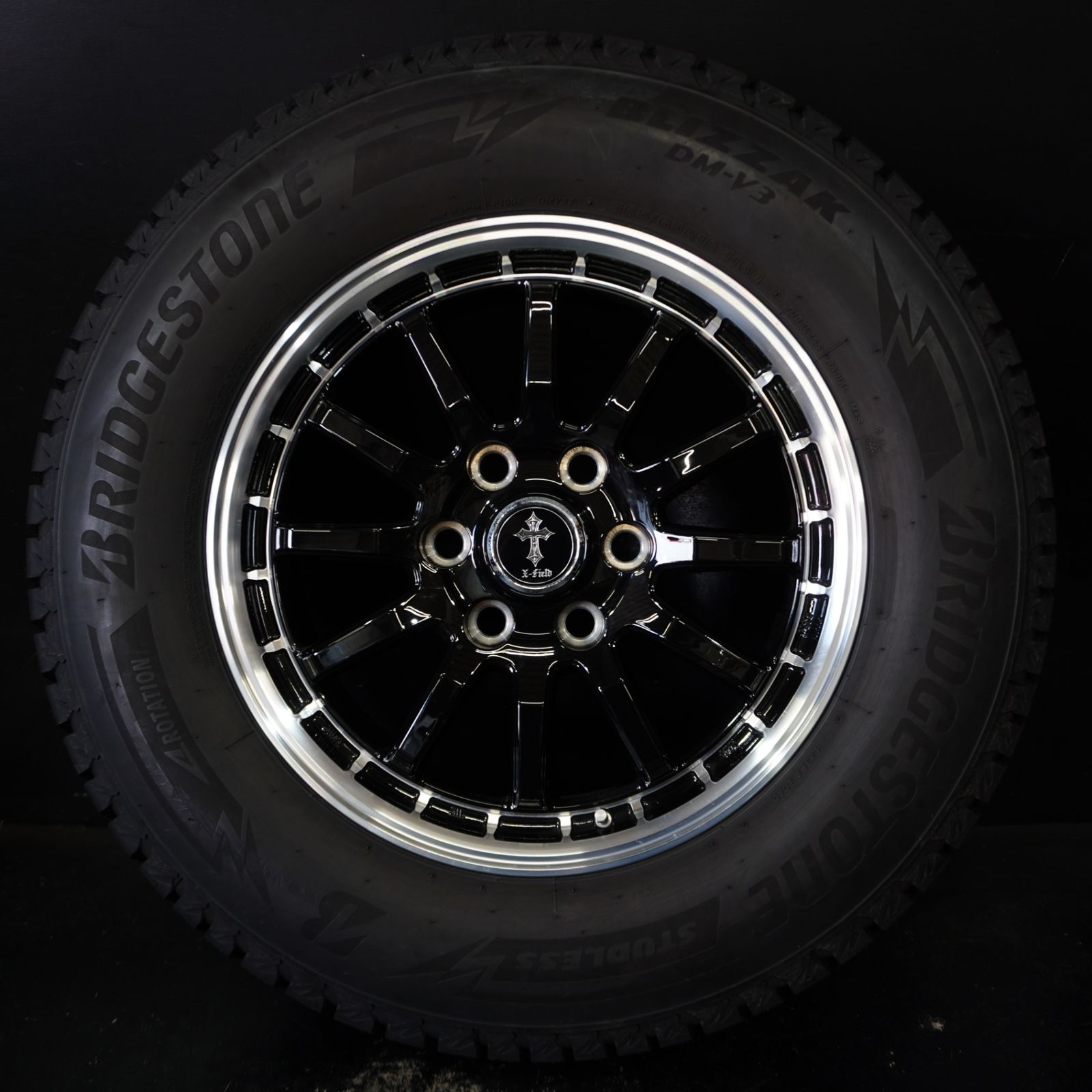 ブリヂストン BLIZZAK