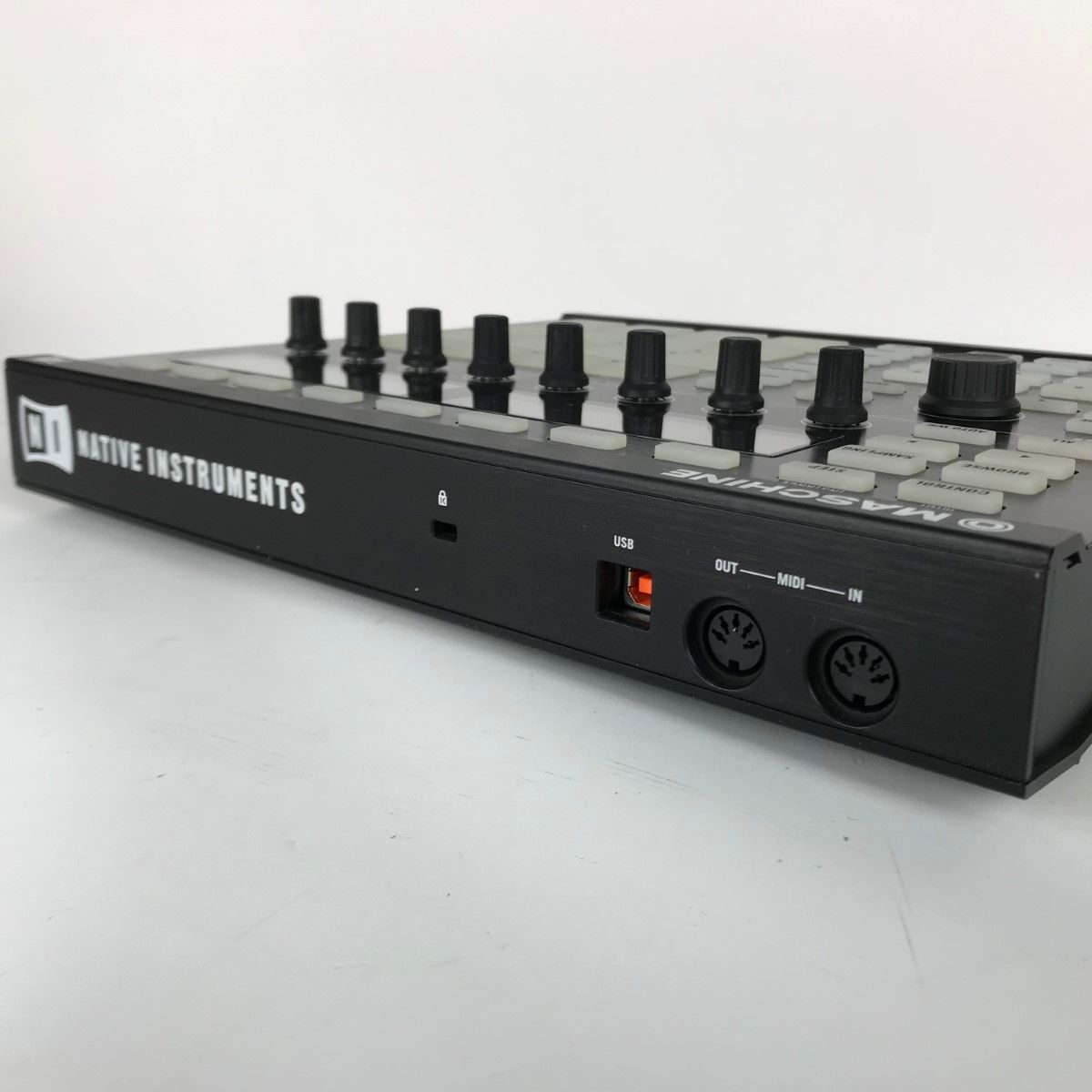 □□MASCHINE GROOVE PRODUCTION STUDIO Native Instruments ブラック