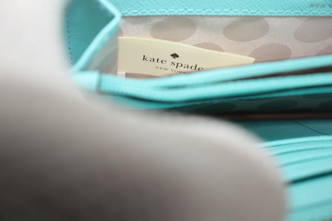 kate spade PWRU3898-439 レザー ラウンドファスナー長財布 - メルカリ
