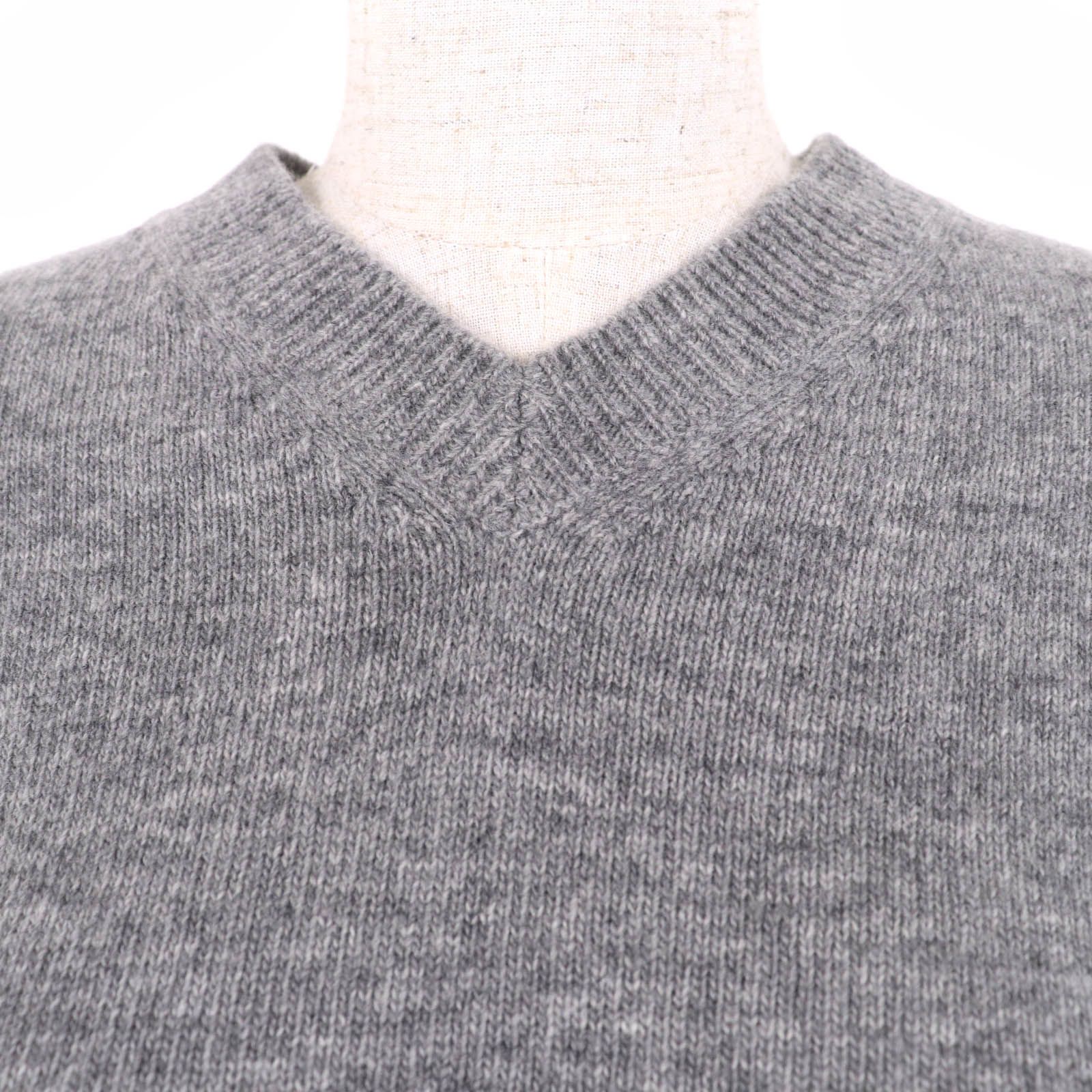 miu miu グレー Vネック クロップドセーター