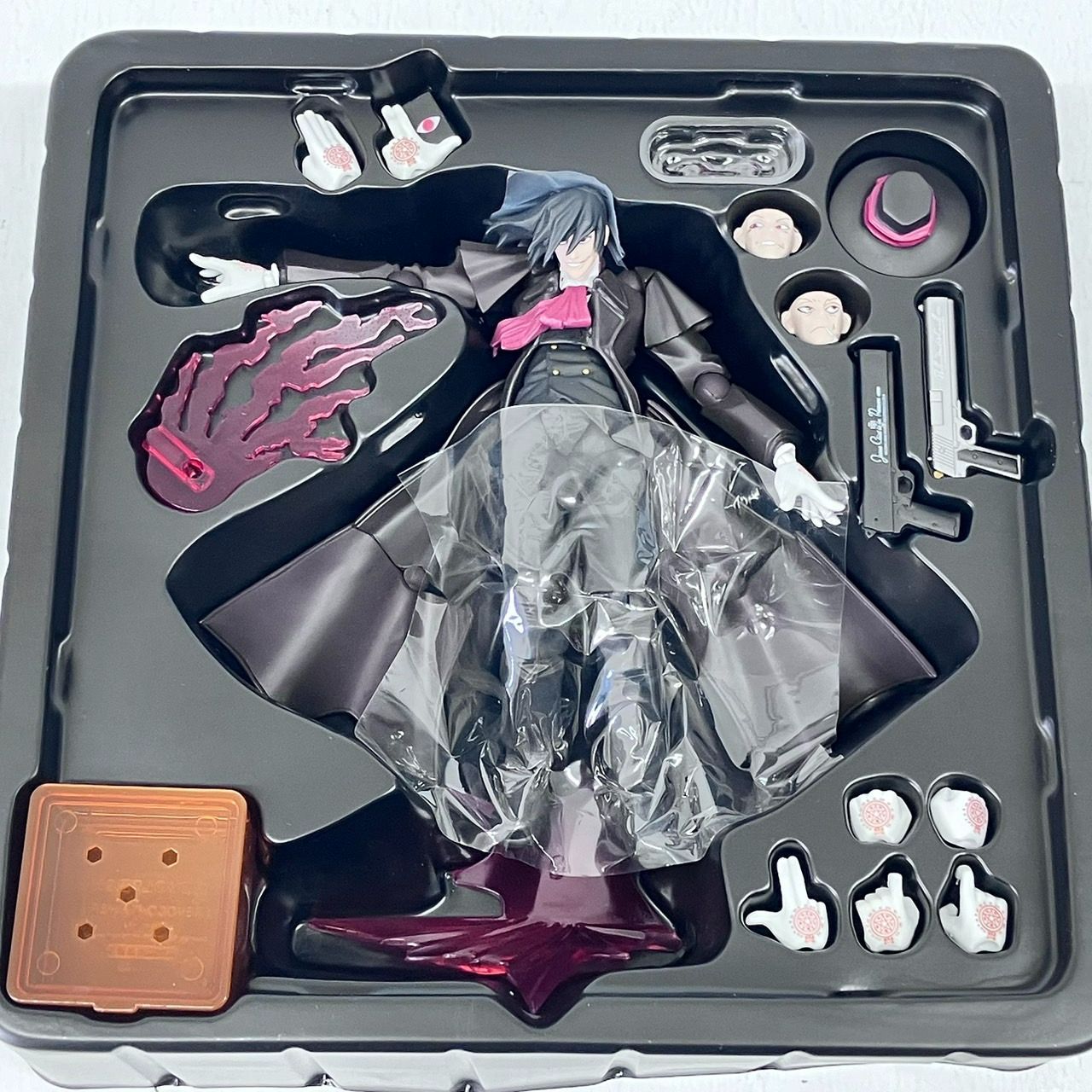 海洋堂 リボルテックヤマグチ ヘルシング 良い アーカード フィギュア