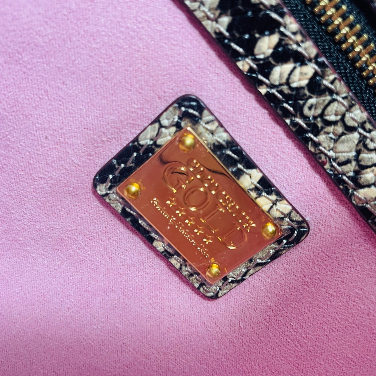 【未使用品】COCOCELUX GOLD ココセリュックスゴールド ピンク 楽天市場】美品 ココセリュックスゴールド COCOCELUX GOLD