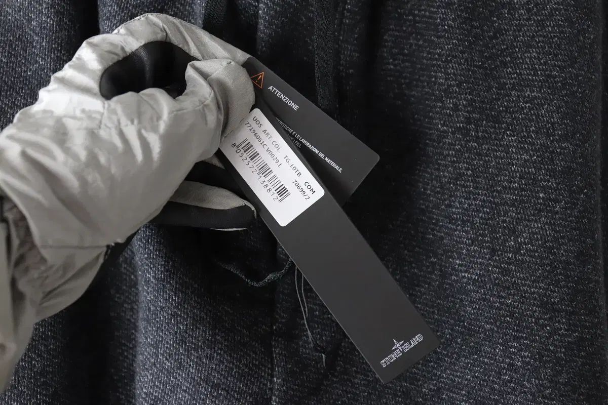 ねこ STONE ISLAND(ストーンアイランド) シャドー・プロジェクト