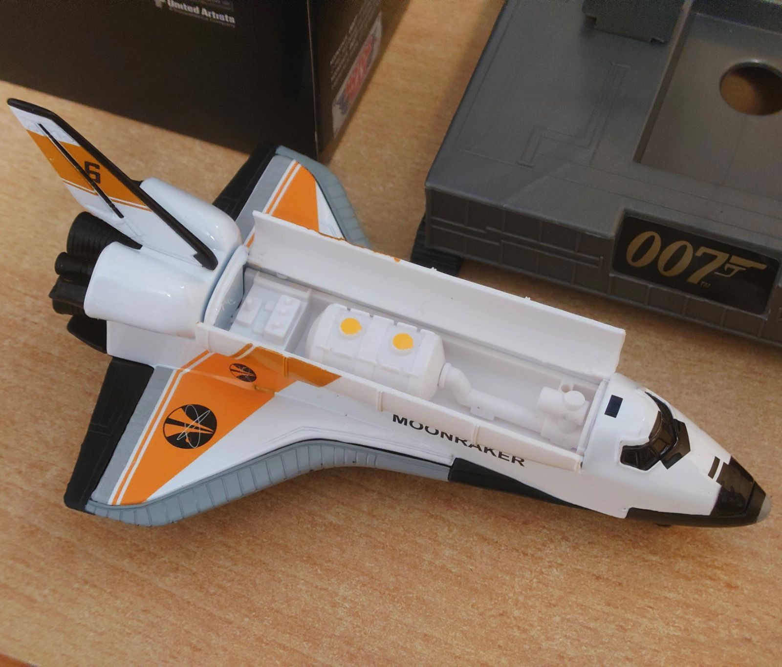 スペースシャトル 007/ムーンレイカーセット MOONRAKER Space