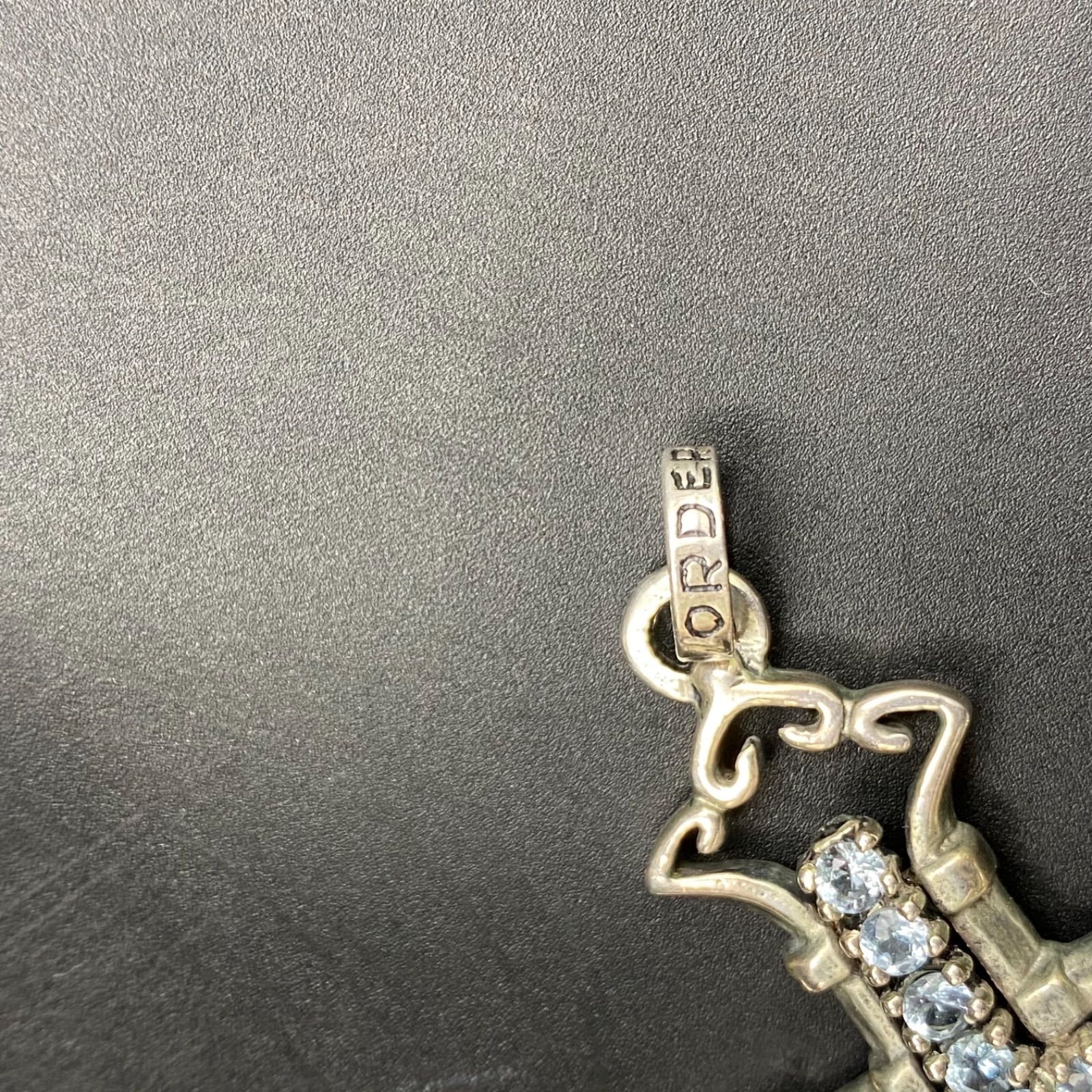 34 RoyalOrder ロイヤルオーダー ラージコンソートクロス ペンダント