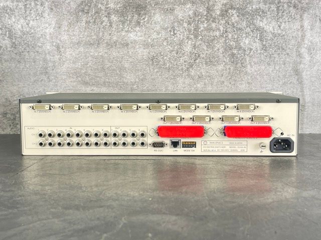 DVIマトリックススイッチャー DVI MATRIX SWITCHER DVAX-84 【】 通電