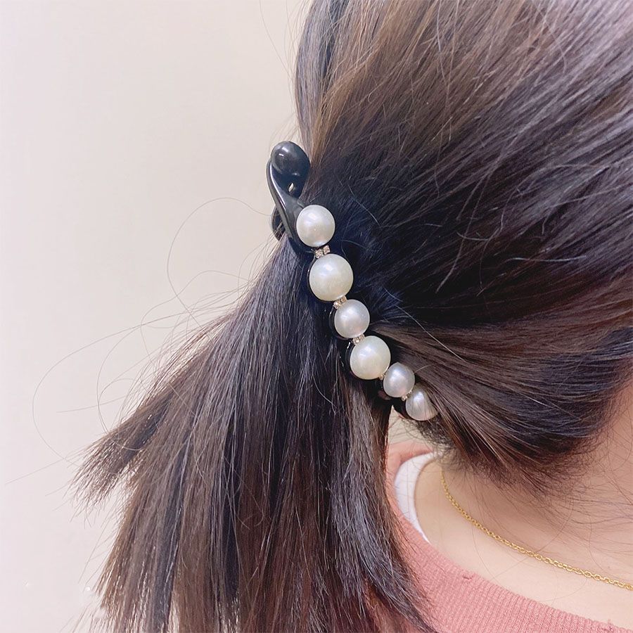 【新品・未使用】BIBI パール バナナクリップ/　パール他 20b0a43a5ad7a5fd51e7120a555ca8