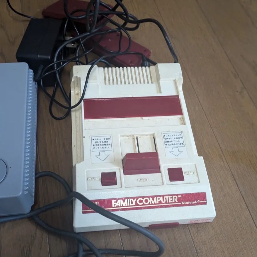  ゲーム機本体 セガサターン ファミコン 初代プレステ 本体 セガサターン