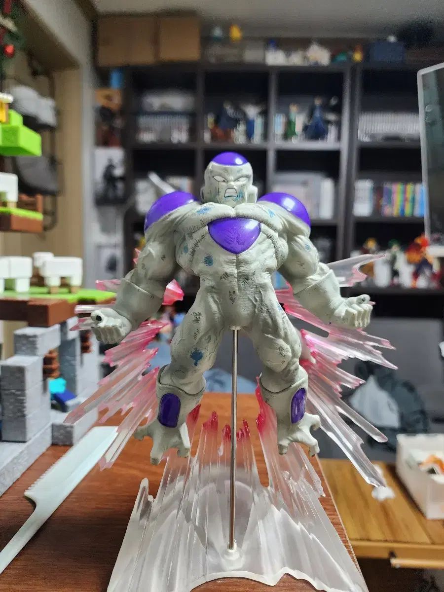 ドラゴンボール 一番くじ フリーザ フルパワー b 賞 フィギュア