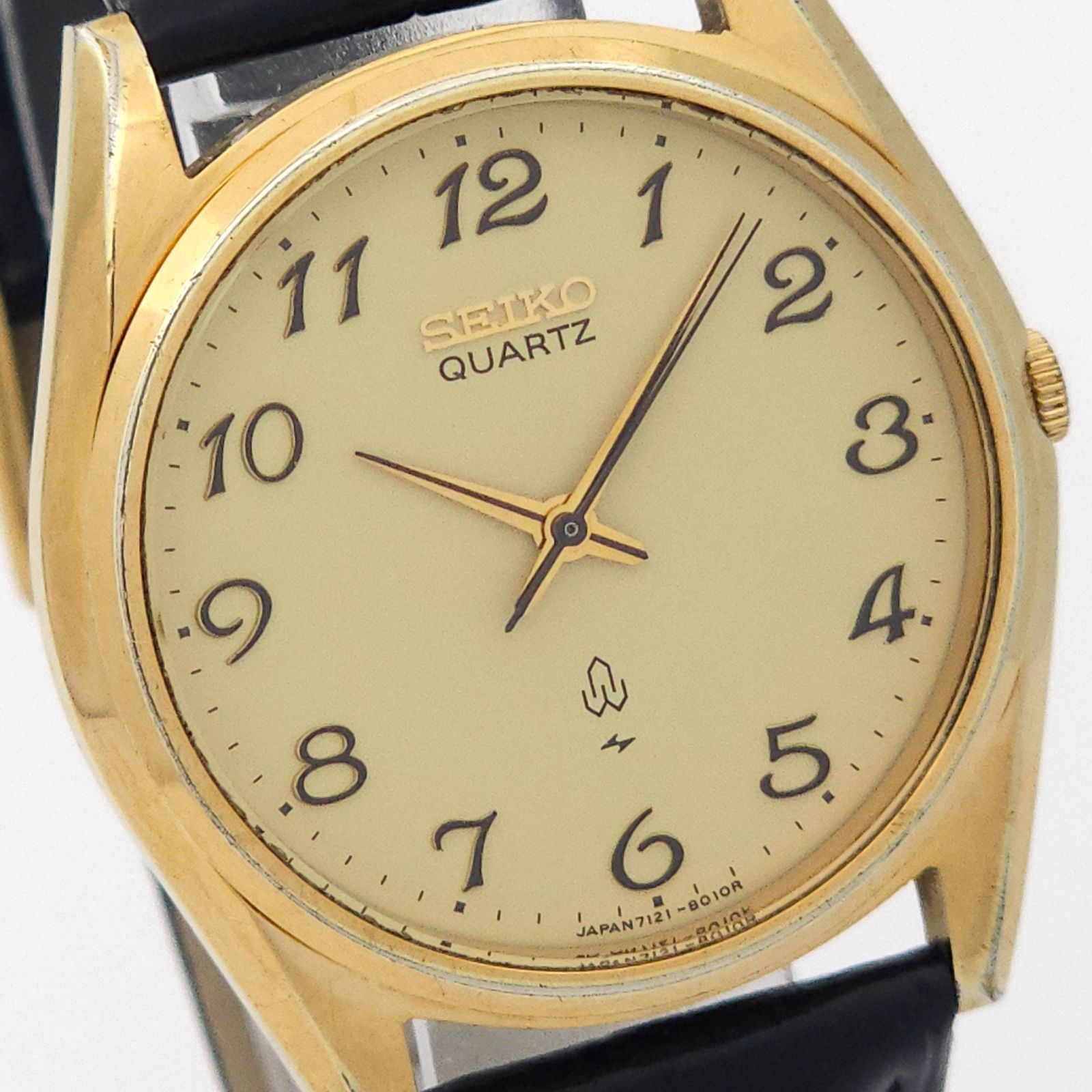 SEIKO セイコー 7121-8000 QZ 動作品 アラビア - メルカリ