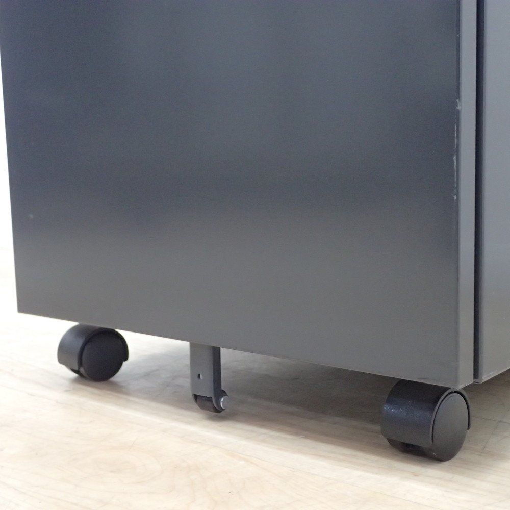 3段ワゴン 鍵無