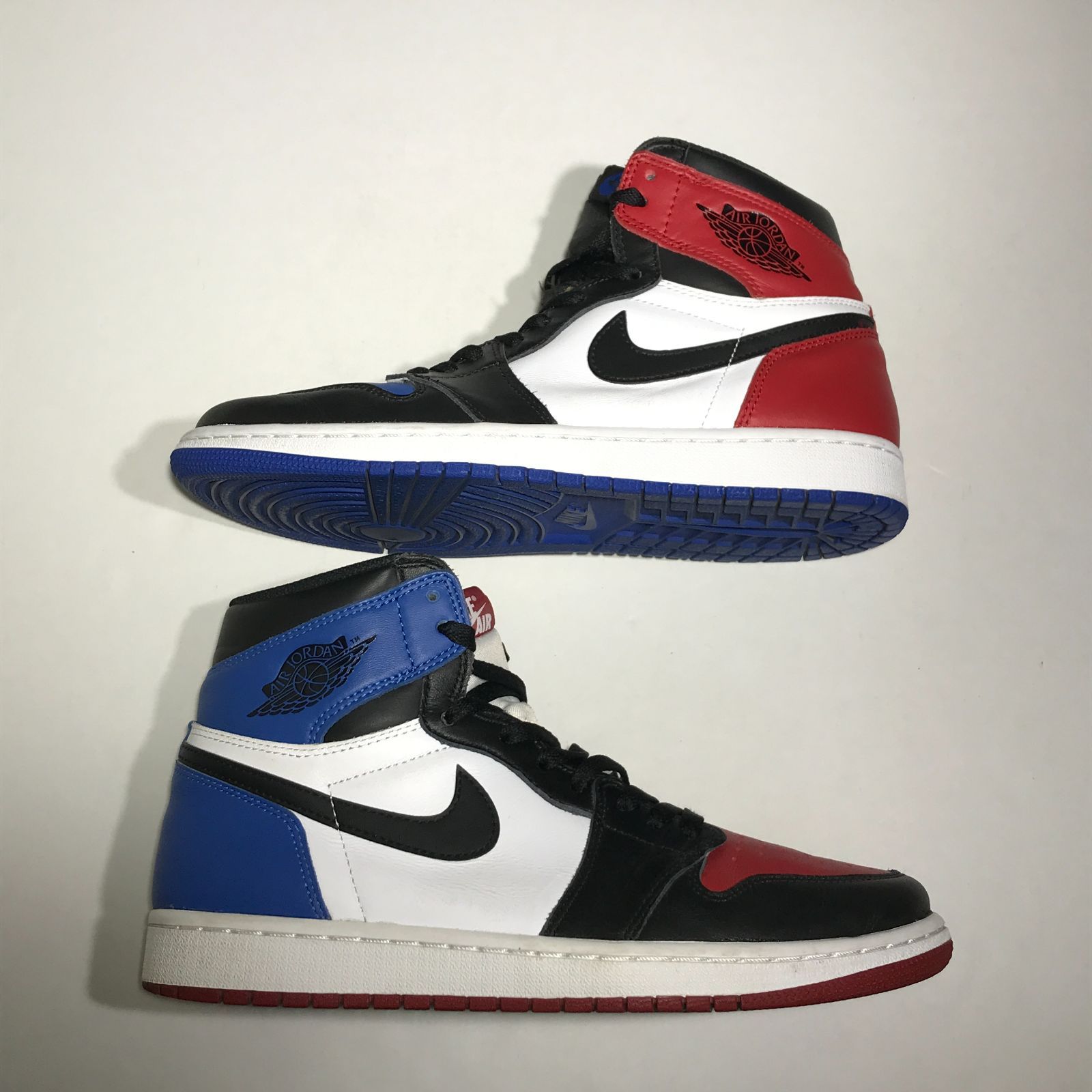 併売/城東80-021】NIKE AIR JORDAN 1 RETRO HIGH 