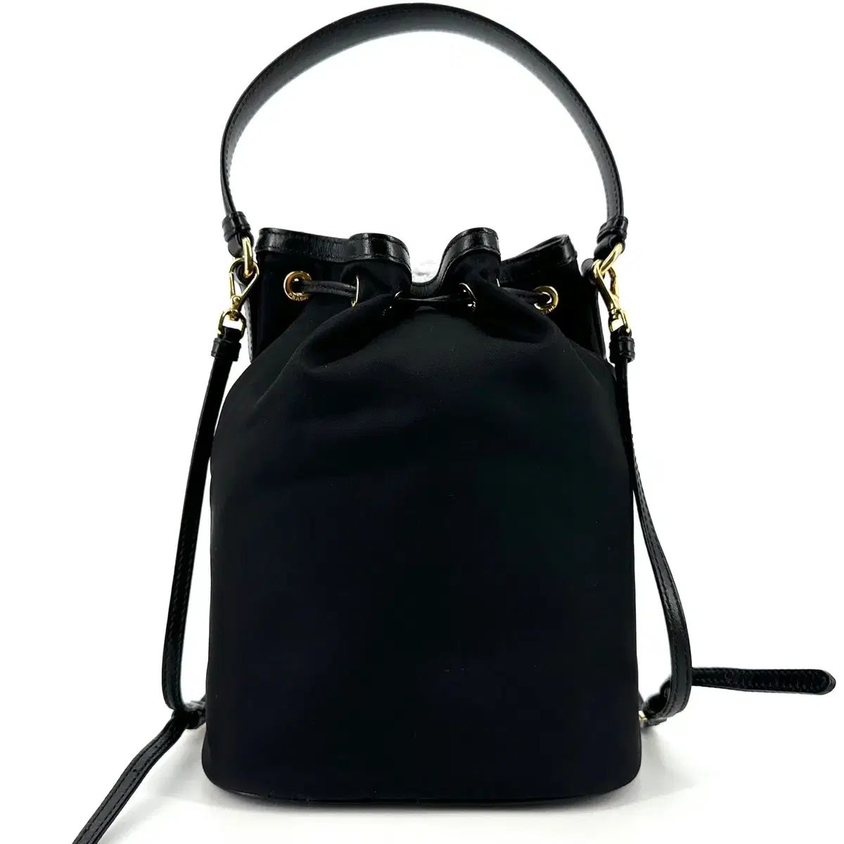 PRADA プラダ