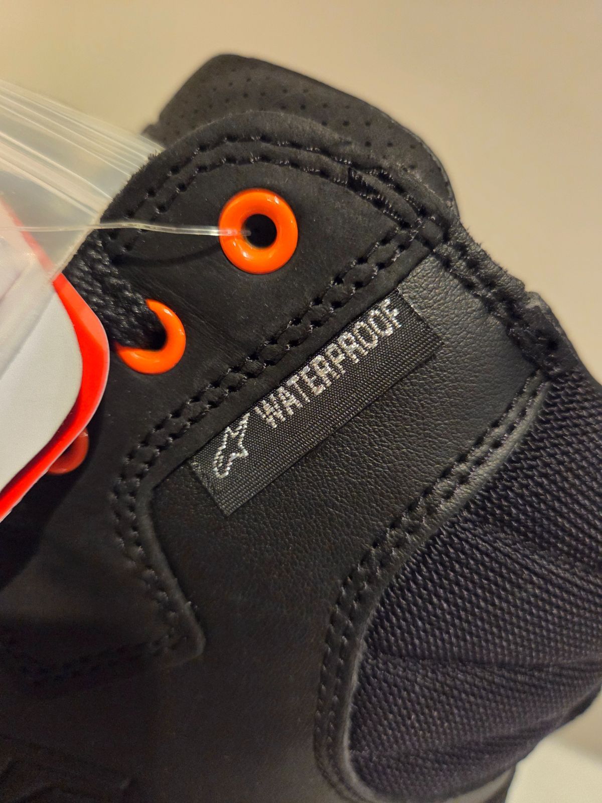 アルパインスターズ