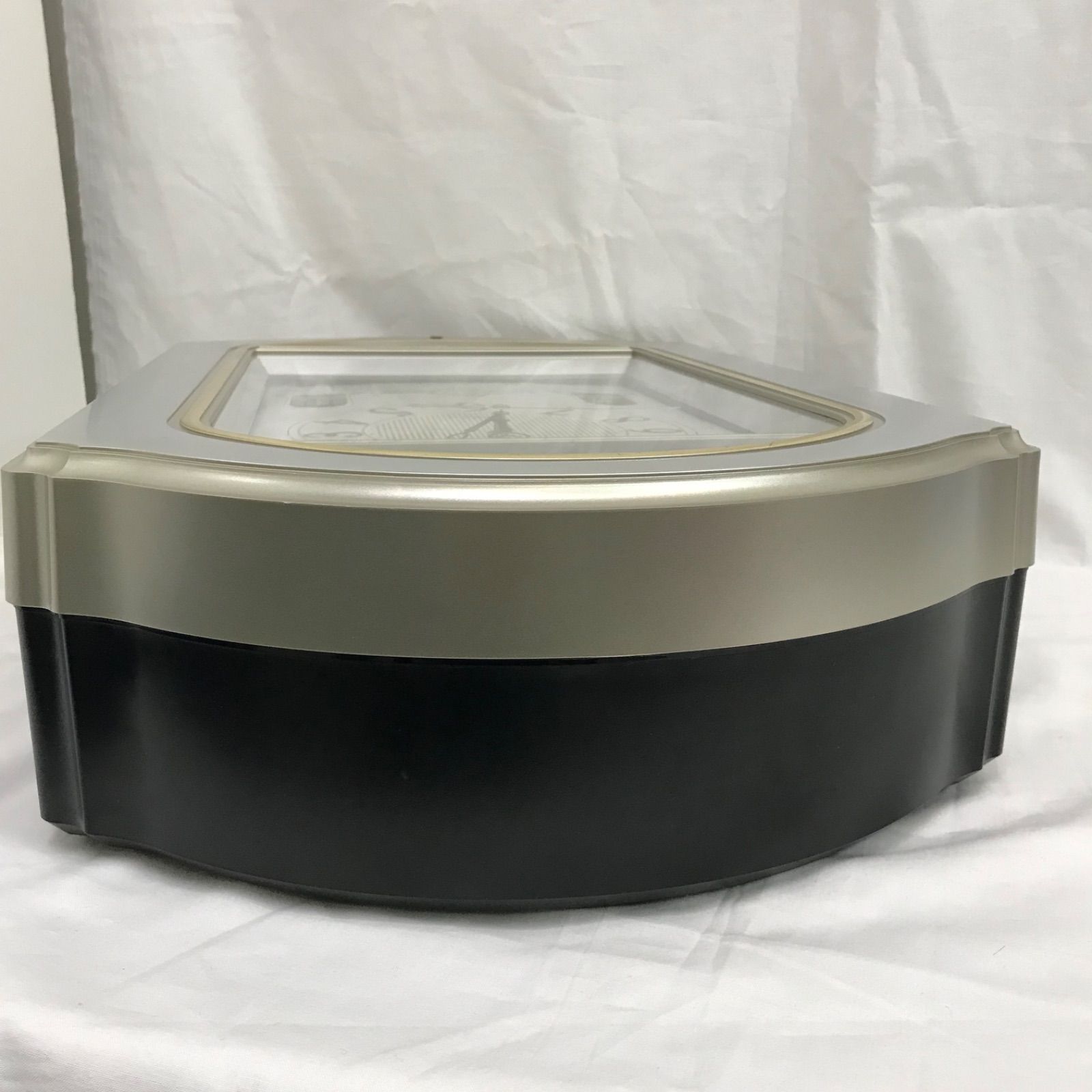 リズム時計 電波からくり時計 スモールワールドティアラ 4MN427RH