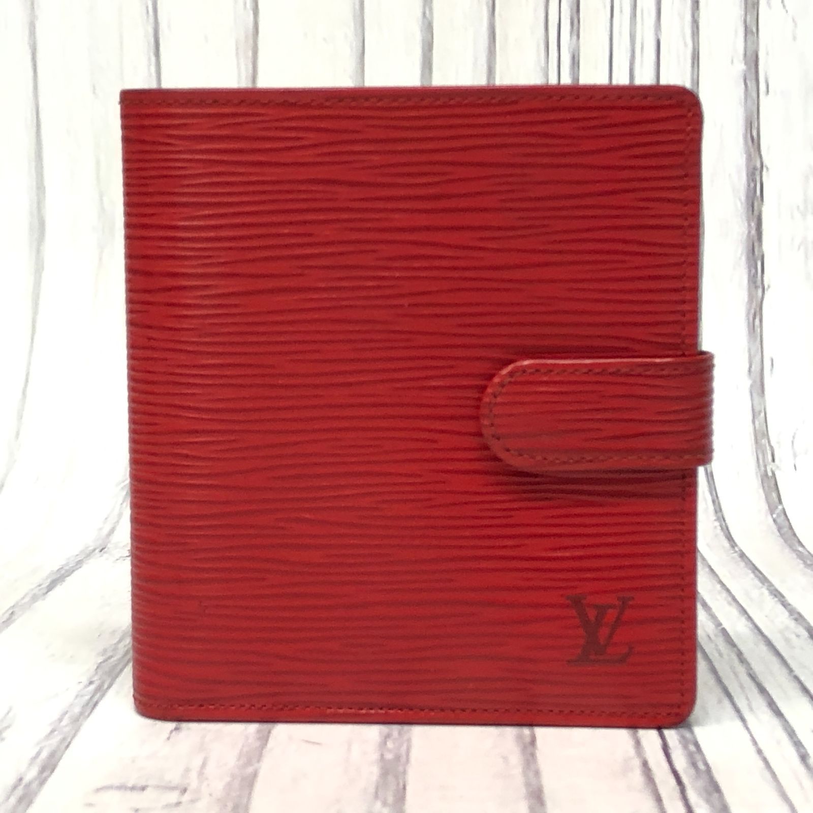 Louis Vuitton エピレザー 二つ折り財布 赤 Louis Vuitton エピレザー