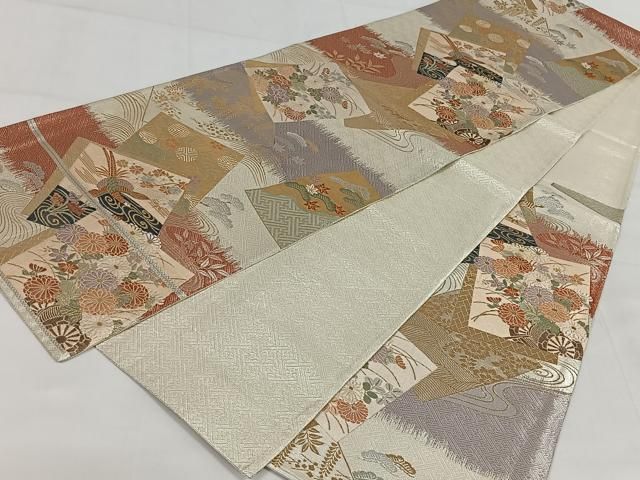 まま様正絹地柄　もみじ柄 くすみがかった金色 まま様正絹地柄 もみじ柄 くすみがかった金色