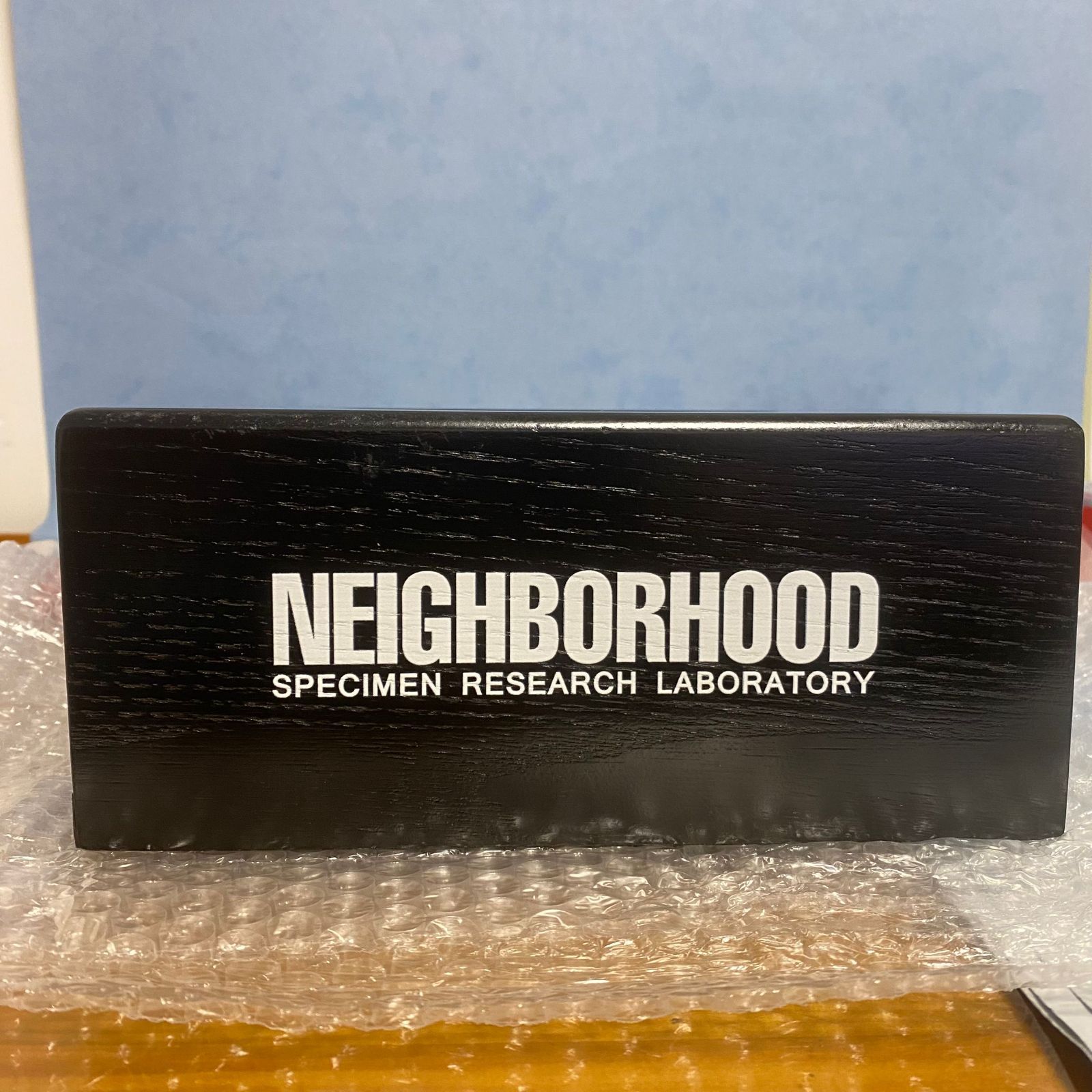 新品NEIGHBORHOOD LOGO TISSUE CASE Neighborhood - Logo-Print Acrylic Tissue Box Cover Neighborhood