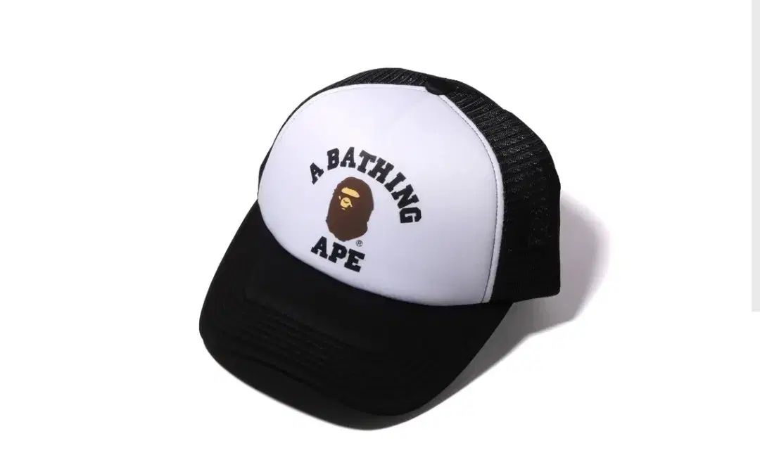 【雷市場（ポンジャン）商品韓国直送】A BATHING APE(アベイシングエイプ) 正規品 カレッジ メッシュ キャップ 帽子