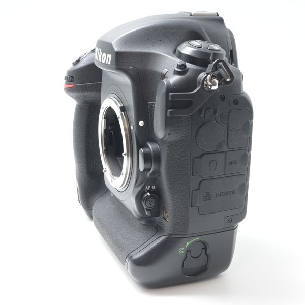 Nikon D5