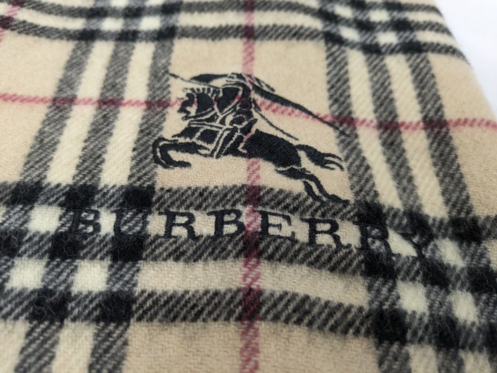 良品 BURBERRY/バーバリー ひざ掛け ウール100% ノバチェック /西川産業