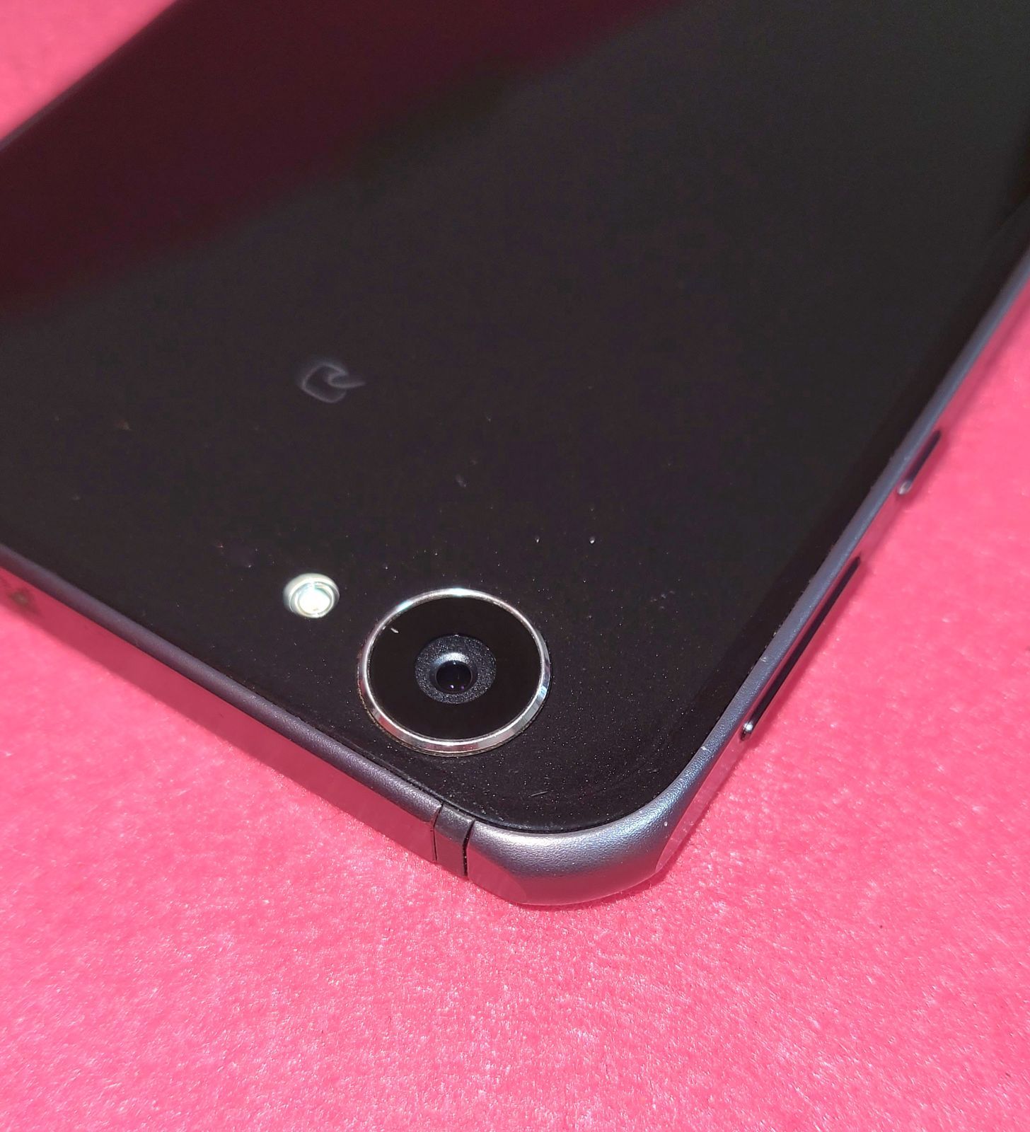 docomo SHARP AQUOS ZETA SH-04H 黒 ブラック 本体 アクオス