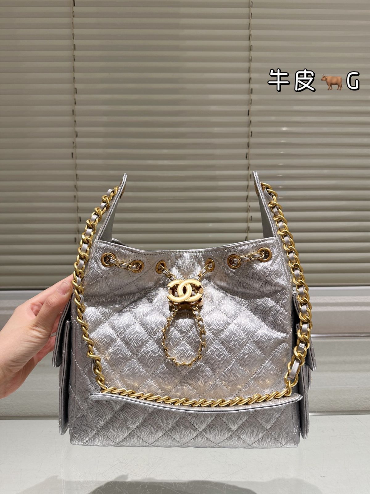 22-23Cruise★即納 【CHANEL シャネル】 ホーボー バッグ 関税込 ホーボーバッグ CHANEL(シャネル) バッグ・カバン(レディース