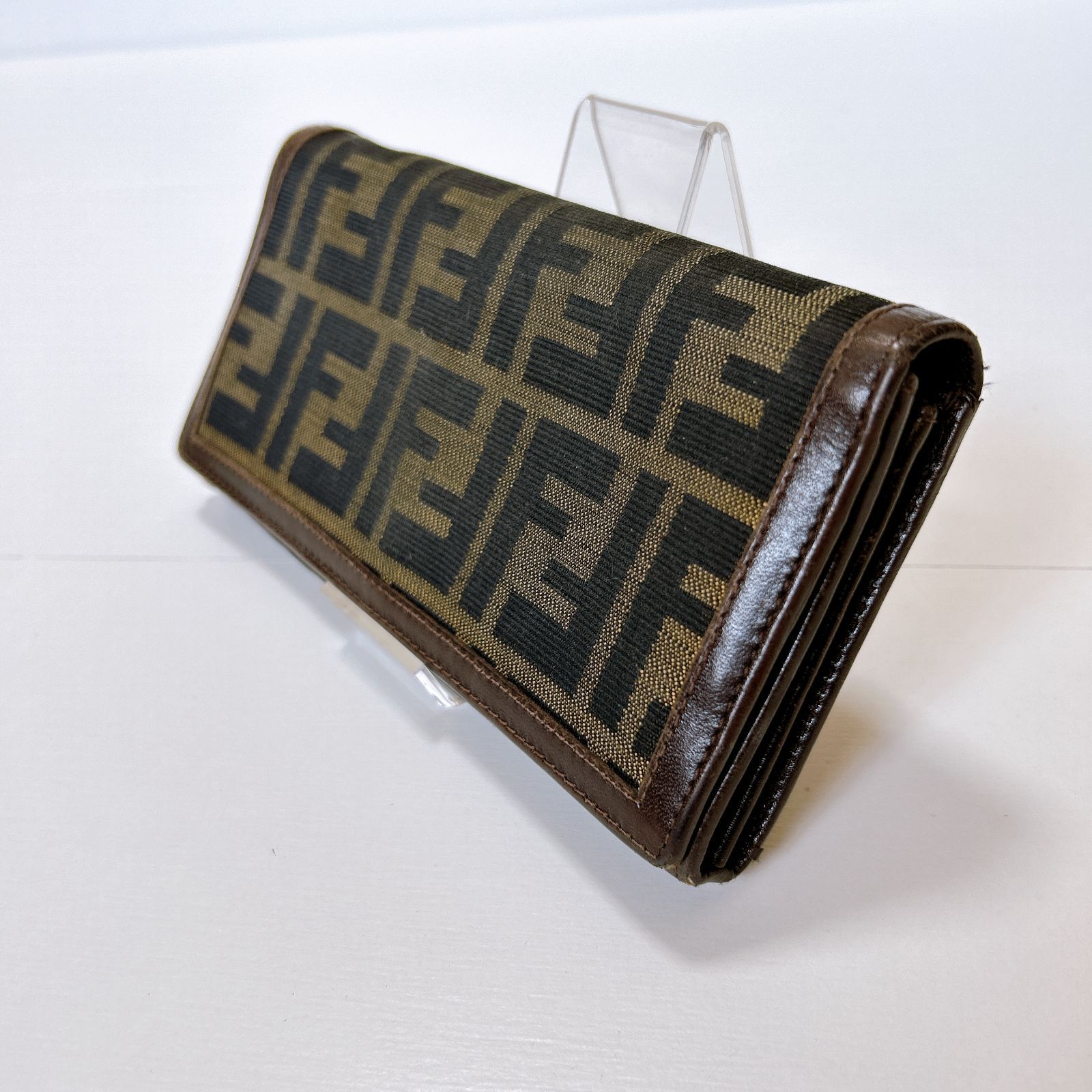 FENDI フェンディ 長財布 二つ折り ズッカ柄 箱あり 中古 管理