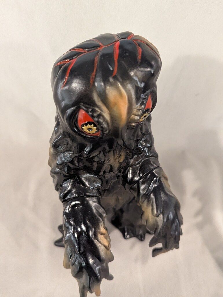 マルサン 世紀の大怪獣 ヘドラ 350 黒 金 赤 マルサン 世紀の大怪獣 ヘドラ