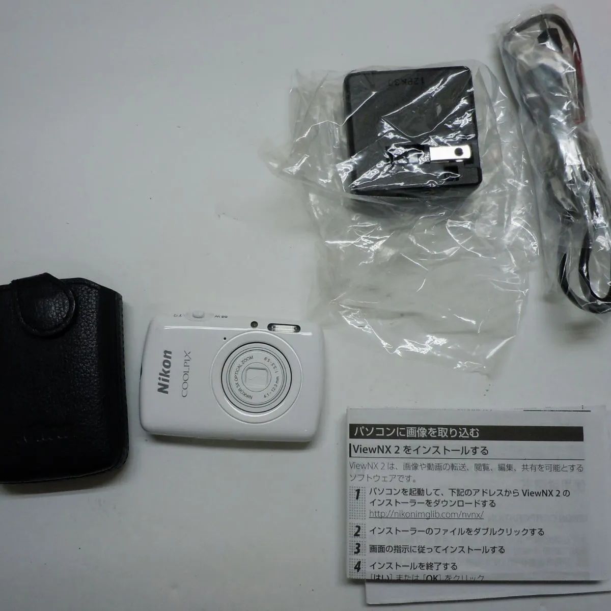 Nikon デジタルカメラ COOLPIX S01 S01WH ホワイト 中古 - メルカリ