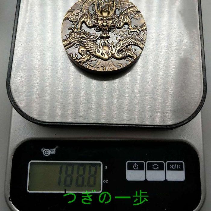 銅彫 坐竜戯珠 九子真龍 徽章 風水 置物 装飾品 工芸品 - メルカリ